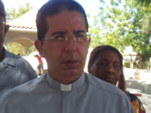 Sacerdote Antonio Villavicencio.