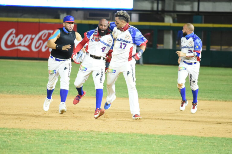 Tras reñida victoria sobre Panamá, RD pasa a la final de la Serie del Caribe