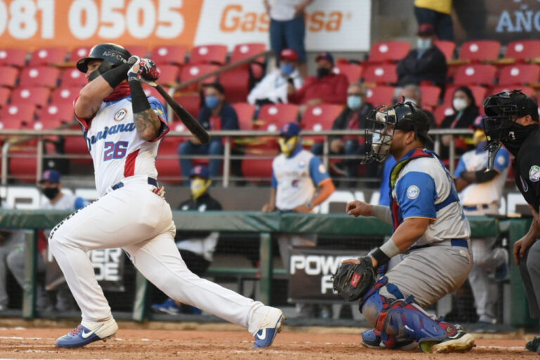 Equipo colombiano derrotado por Aguilas Cibaeñas