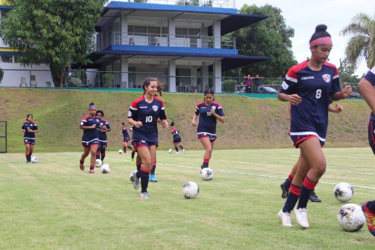 Sedofútbol femenina de mayores jugará este mes con Puerto Rico