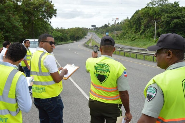 Agentes de Digesett colocan más de dos millones de multas en el 2022