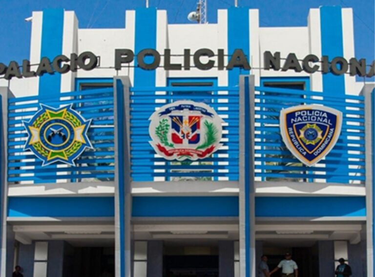 PN detiene cien personas en operativos en La Romana