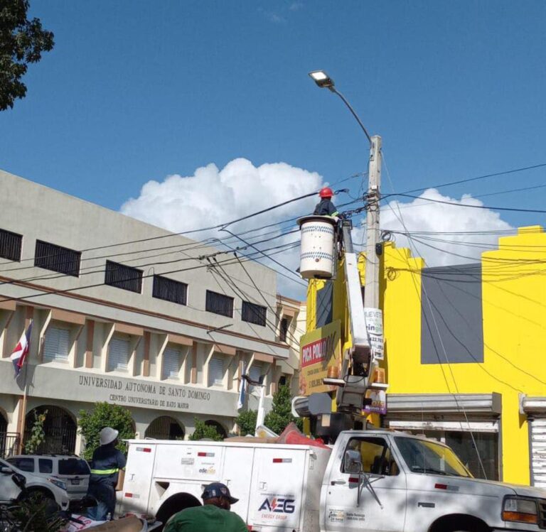 Inician plan de iluminación en Hato Mayor del Rey