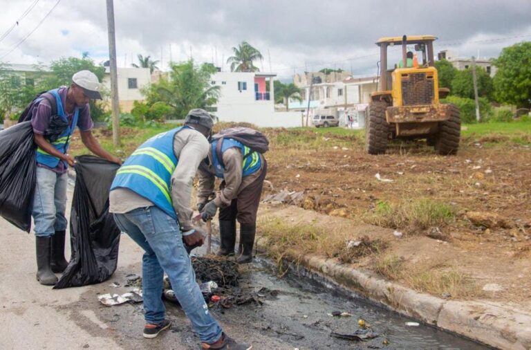 Continúan con el operativo “Ciudad Limpia” en Higüey