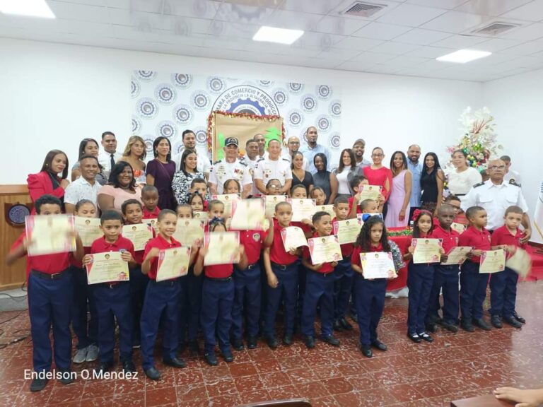 Cuerpo de Bomberos de Higüey realiza segunda graduación de su brigada infantil